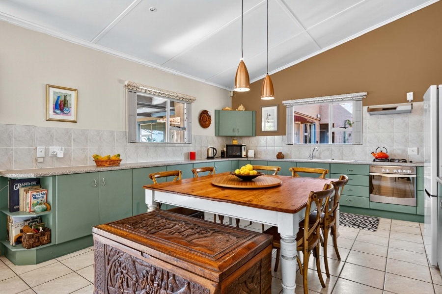 7 Bedroom Property for Sale in Tre Donne Estate Western Cape